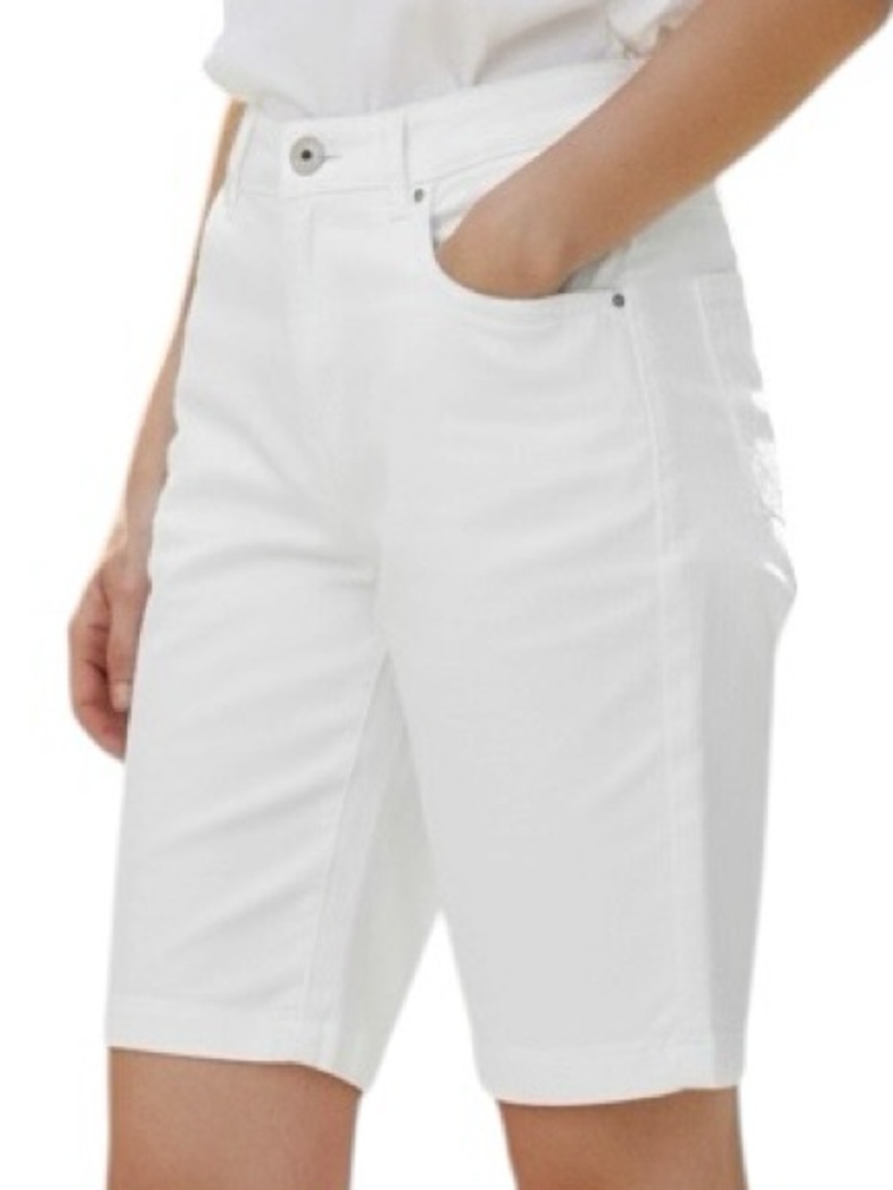 J. Jill White Bermuda Shorts — Classic Mid-Length Cotton Blend